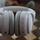 Imagen para el artículo titulado Los Creative Zen Hybrid son la prueba de que unos buenos auriculares ANC no necesitan costar 300 euros